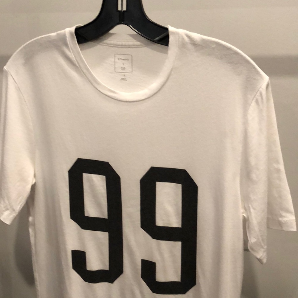 STAMPD x Gap. Men’s short sleeve “99” tee